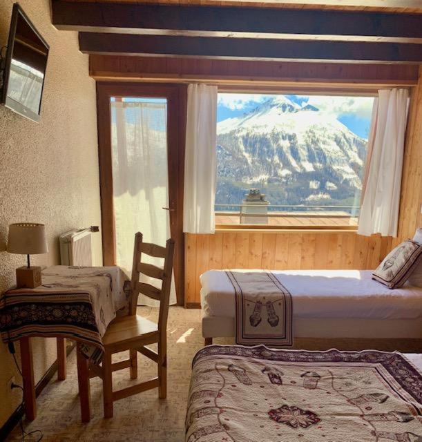 Hotels Les Catrems & Le Montagnou Orcières Екстериор снимка